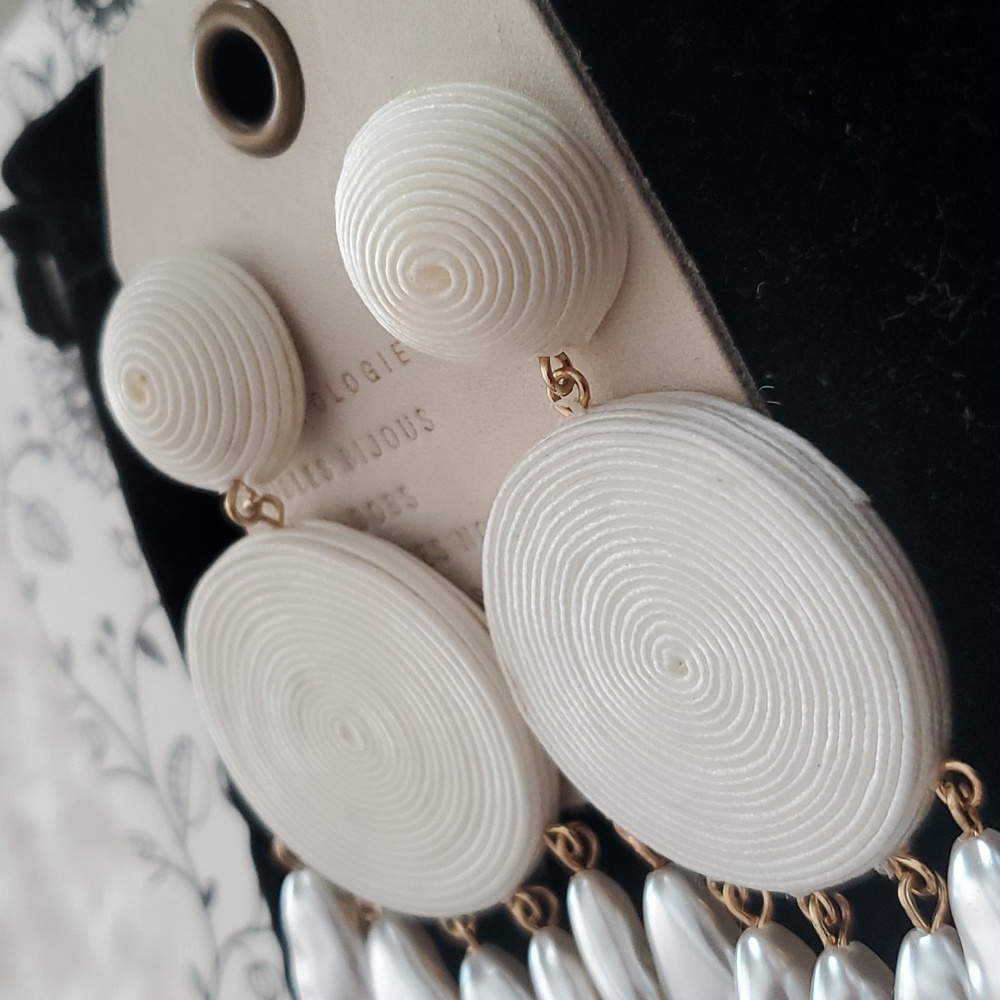 New Anthropologie Lake Life Circle Preppy Ivory Earrings - Picture 12 of 12